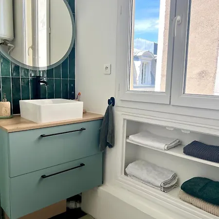 アパート Cosy Parisian Flat In The 9th パリ